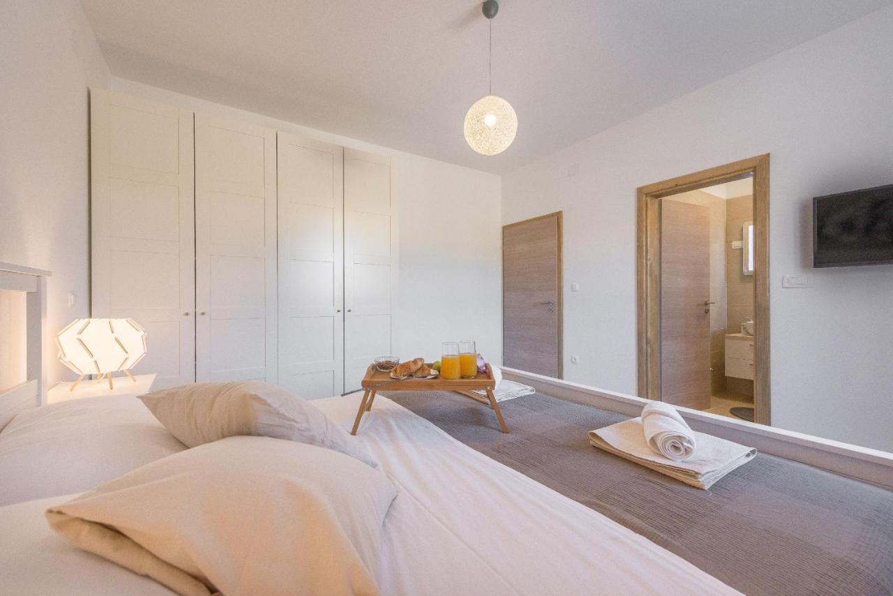 Villa Tara Zadarvillas Tinj Eksteriør billede