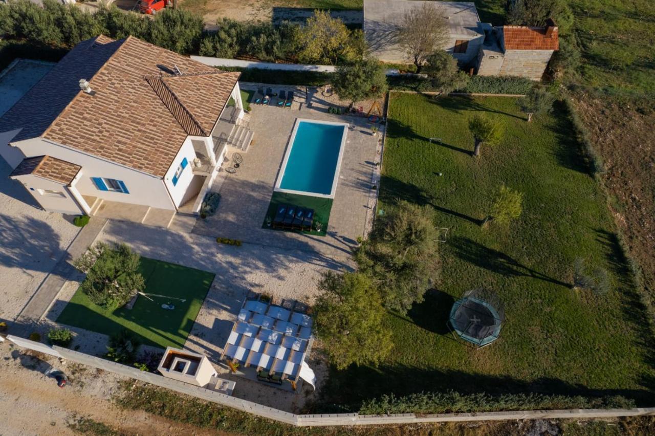Villa Tara Zadarvillas Tinj Eksteriør billede