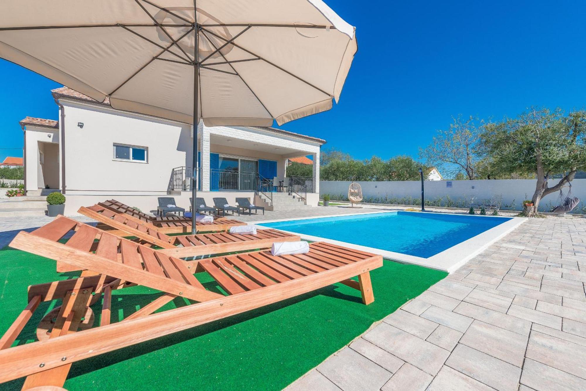 Villa Tara Zadarvillas Tinj Eksteriør billede