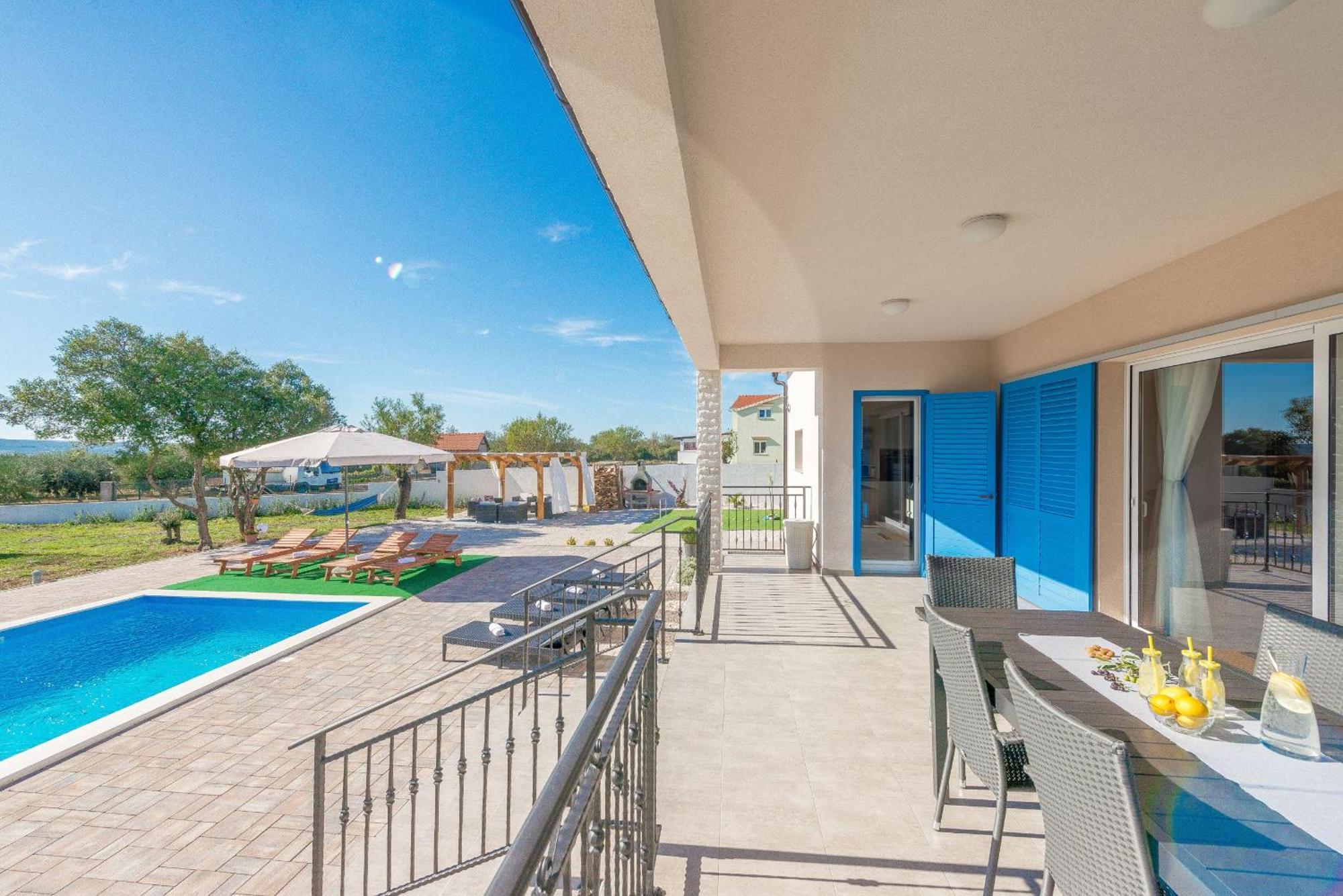 Villa Tara Zadarvillas Tinj Eksteriør billede