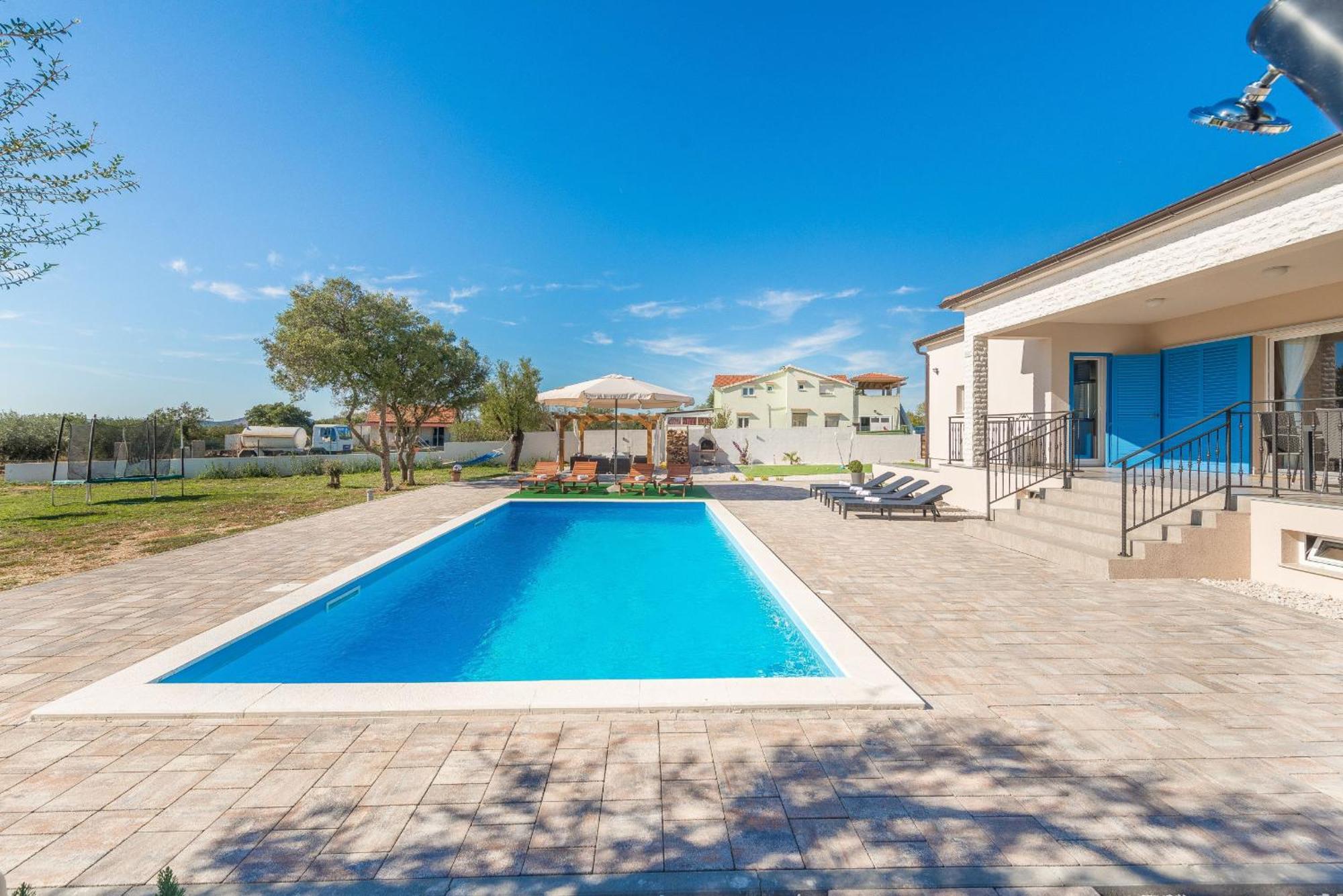 Villa Tara Zadarvillas Tinj Eksteriør billede